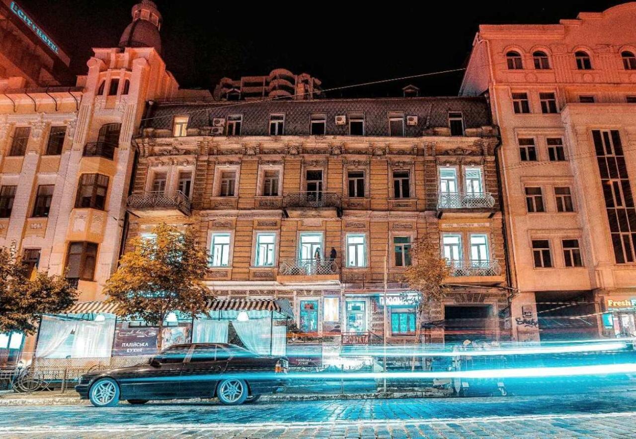 Kyiv Art Apartments Near Golden Gate Buitenkant foto
